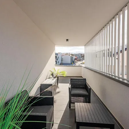 3 Bedroom Beautiful In Vir