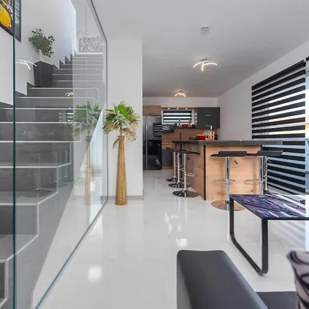 3 Bedroom Beautiful In