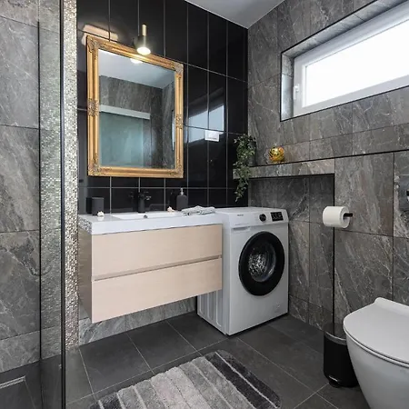 3 Bedroom Beautiful In